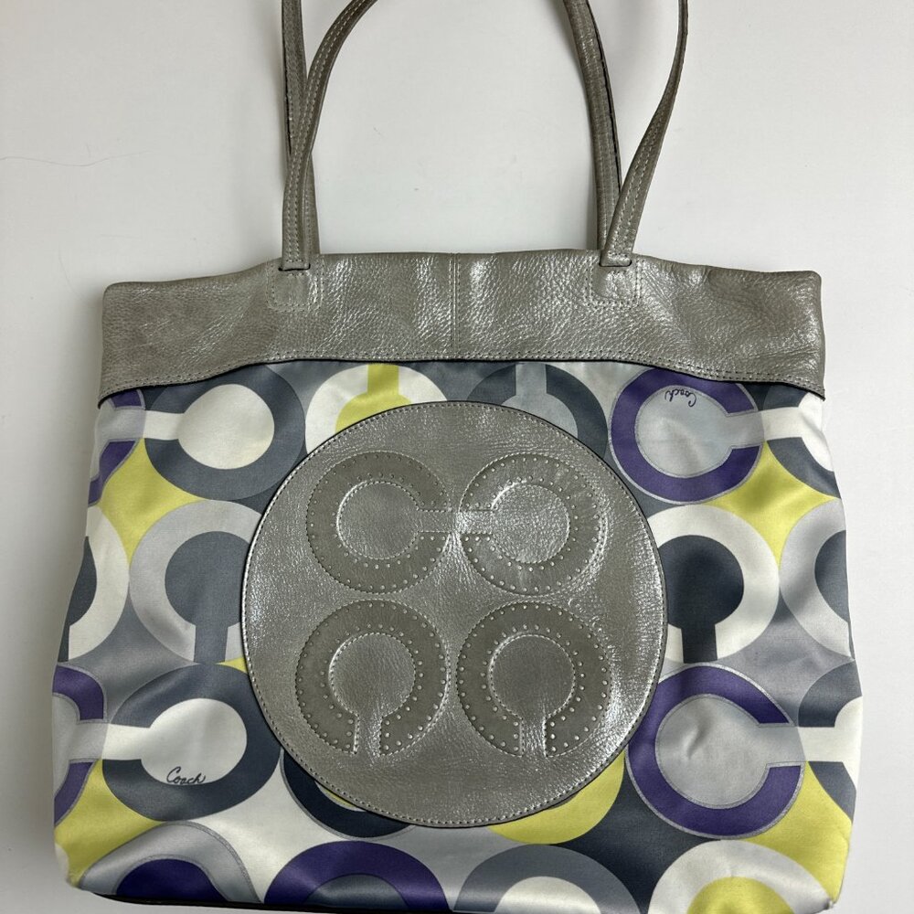 Coach Hand Shoulder Bag - Picture 3 of 12